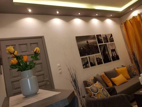 Golden Aurora - Modern Apartment in Egaleo-Athens