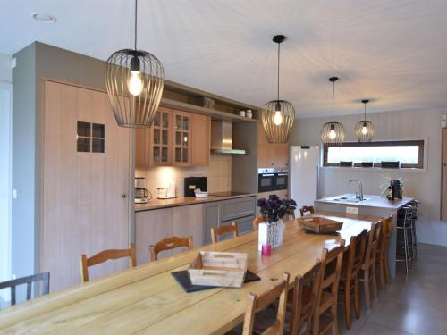 A kitchen or kitchenette at Wonderful country house with huge garden