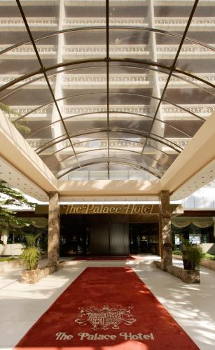 Φωτογραφία από το άλμπουμ του The Palace Hotel, Sunny Day σε St. St. Constantine and Helena