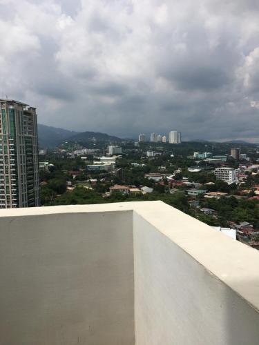 Vue générale sur Cebu ou vue de la ville depuis l'appartement
