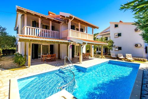 Villas Rab Palit