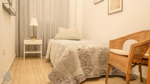 Postel nebo postele na pokoji v ubytování Two bedroom apartment in Palm Mar! Free Parking! PM109