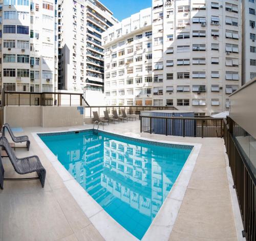 La alberca dentro o cerca de Hotel Astoria Copacabana