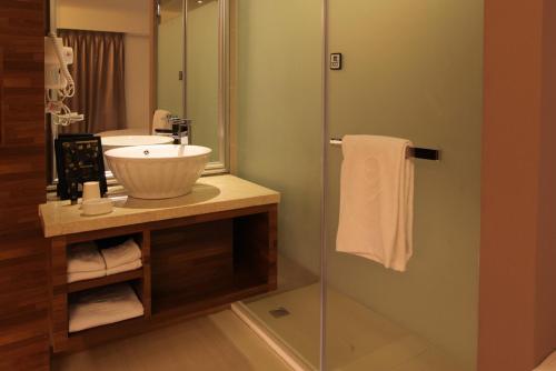 Ein Badezimmer in der Unterkunft Nest Hotel