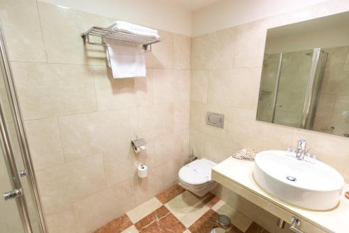 Koupelna v ubytování Hotel Garelos Betanzos