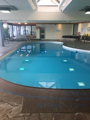 Royal Harbour Resort – Photos 2