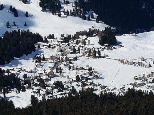 Hotel Stätzerhorn v zimě