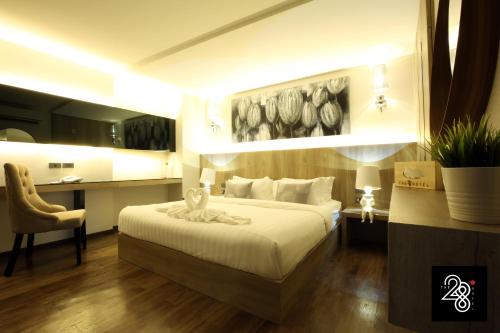 Gallery image of The 28th Hotel in Kanchanaburi City