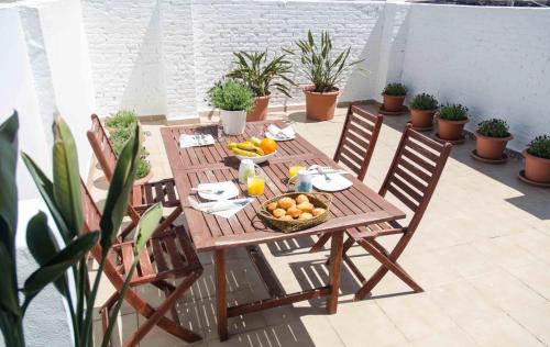 Cool Loft Malvarrosa Beach, Valencia – Precios 2023 ...