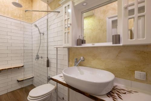 Un baño de Temptation in Sofia - 24h Self Check-in