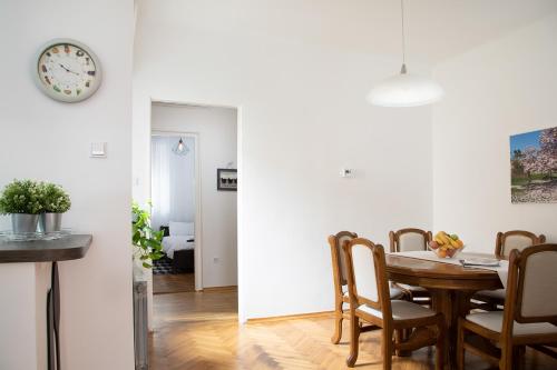 Gallery image of Modern Spacious 3BDR Apartment in heart of Zagreb in Zagreb