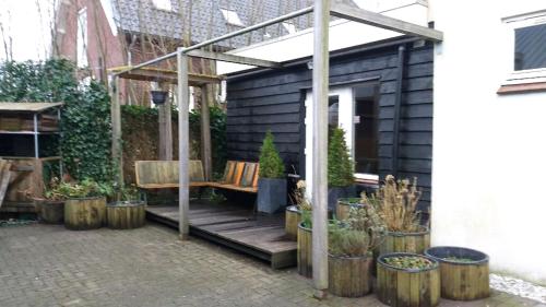 Galeriebild der Unterkunft Hannahhoeve Private House with wifi and free parking for 1 car in Weesp