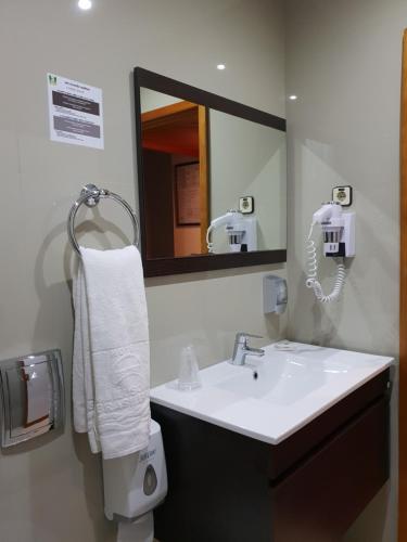 Ванная комната в Luso Brasileiro