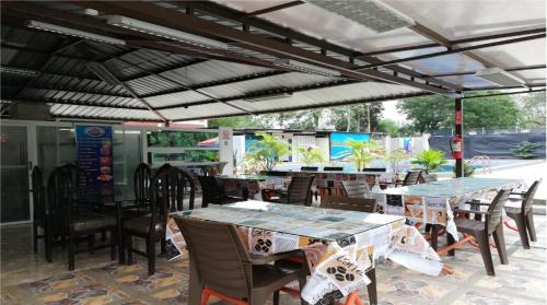 Restaurace v ubytování Sun Place Hosteria