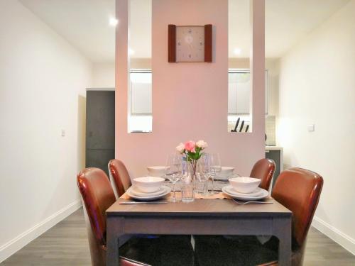 Comfy Birmingham City Center Apartment at Inge Street By HF Group photo 5