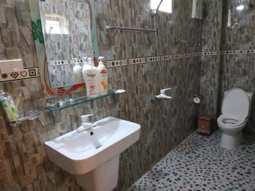 Phòng tắm tại Tam Coc Smile Homestay