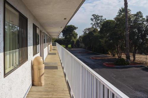 Motel 6-Porterville, CA – Photos 2