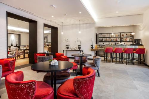 Eurostars Azahar — Lounge or bar