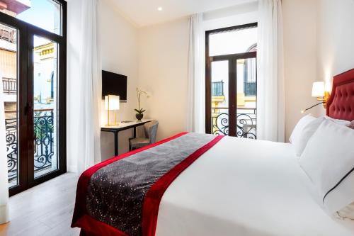 Eurostars Azahar — Photo of the whole room
