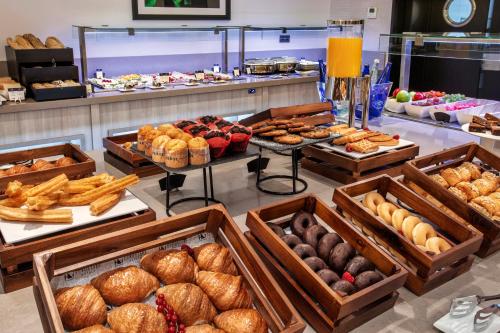 Eurostars Azahar — Buffet breakfast