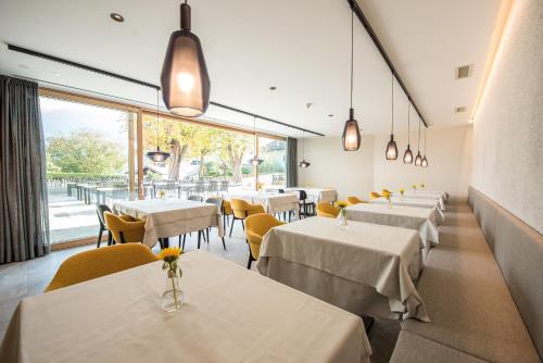 Dining & Living Alpenrose photo 3