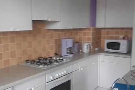 BEL APPARTEMENT LUMINEUX