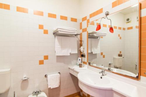 Hotel Verdeneve tesisinde bir banyo