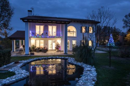 Pool & Garden Il Giardino Di Olga with free parking
