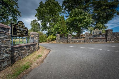 Gallery image of Greenway Manor Hotel in Waterford