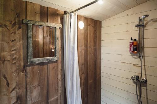Ein Badezimmer in der Unterkunft Lauku Kūrorts