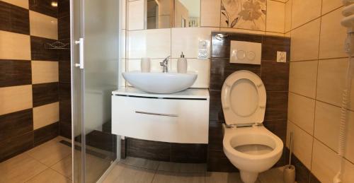 Phòng tắm tại SOWA apartamenty
