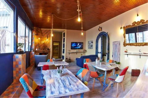 TV a/nebo společenská místnost v ubytování Artisti Bed&Dreams