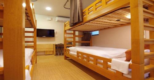 Bunk bed o mga bunk bed sa kuwarto sa 41-2 Surugamachi - Hotel / Vacation STAY 8338