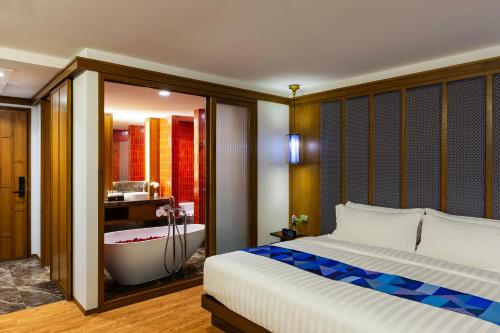 Letto o letti in una camera di Lavana Hotel Chiangmai