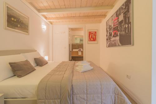 Gallery image of The Sweet Square Flat in Varenna