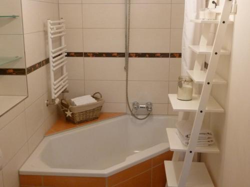 Ένα μπάνιο στο Ferienwohnung Lisi Hartmann