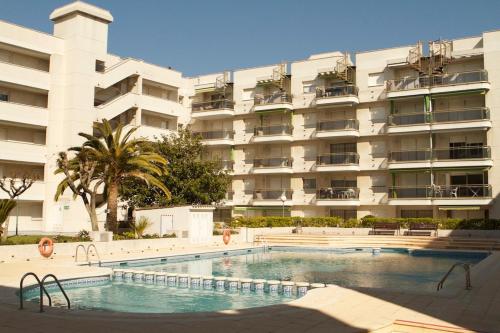 Bazén v ubytování Somni Cambrils nebo v jeho okolí