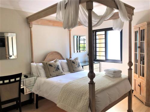 Gallery image of Swanepoel Guesthouse & Suites in Jeffreys Bay