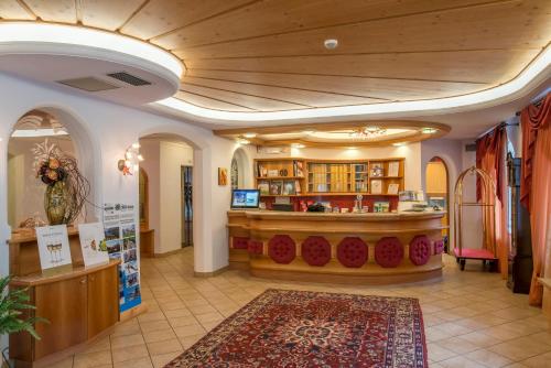 El vestíbulo o zona de recepción de Albergo Alla Rosa