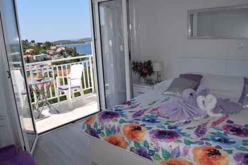 Villa Zorana hostel tesisinde bir odada yatak veya yataklar