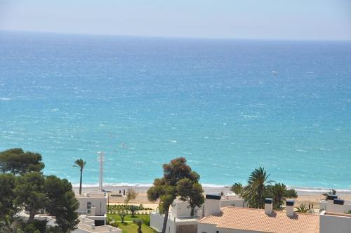 Kép Apartamento con vistas al mar en Playa Paraiso szállásáról Villajoyosában a galériában