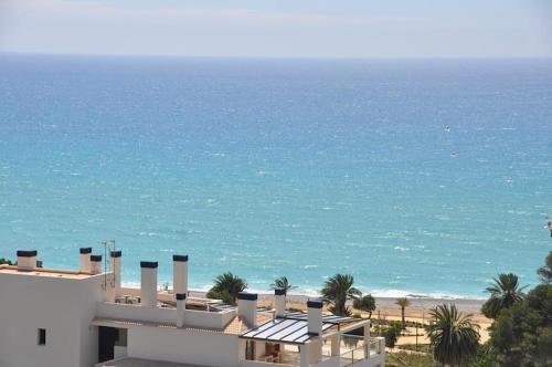 Kép Apartamento con vistas al mar en Playa Paraiso szállásáról Villajoyosában a galériában