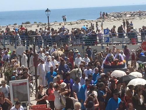 Photo de la galerie de l'établissement Les Saintes au bord de mer, à Saintes-Maries-de-la-Mer