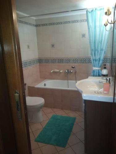 Gallery image of Sunny Villa Sea View by RentalsPro Services in Neos Marmaras