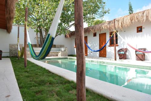 Piscina di Kinta Kan Hotel Boutique Cozumel o nelle vicinanze