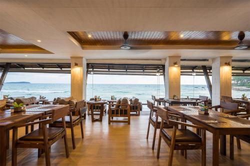 ห้องอาหารหรือที่รับประทานอาหารของ Samui Paradise Chaweng Beach Resort , SHA Plus