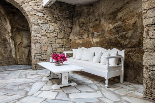 Photo de la galerie de l'établissement Adikri Villas & Suites, à Tourlos