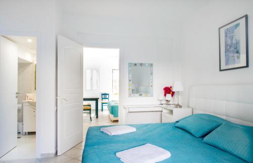 Photo de la galerie de l'établissement Adikri Villas & Suites, à Tourlos