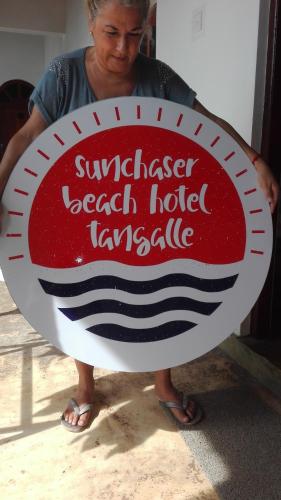 Ein Zertifikat, Auszeichnung, Logo oder anderes Dokument, das in der Unterkunft Sunchaser Beach Hotel ausgestellt ist