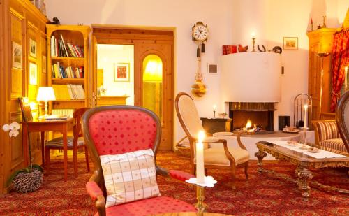 Posezení v ubytování Hotel Villa Post